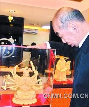 2萬(wàn)元黃金工藝品含黃金不過(guò)千元。