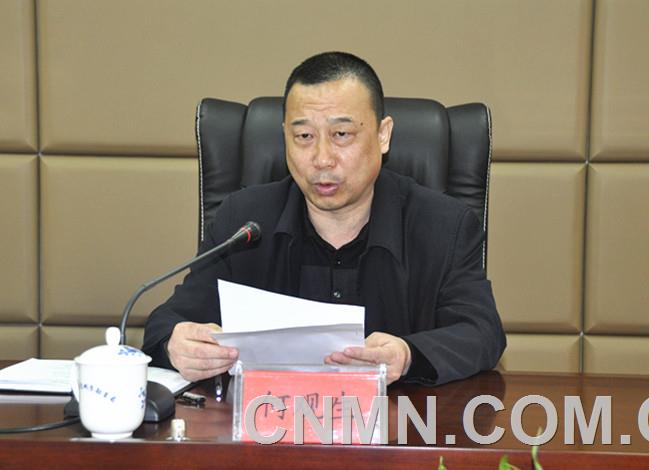 何觀生任江西有色地質(zhì)勘查局局長(zhǎng)