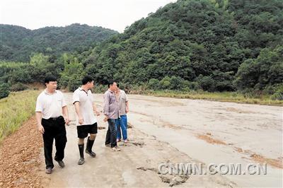 江西有色地質(zhì)勘查四隊(duì)大舟金礦鏖戰(zhàn)洪魔