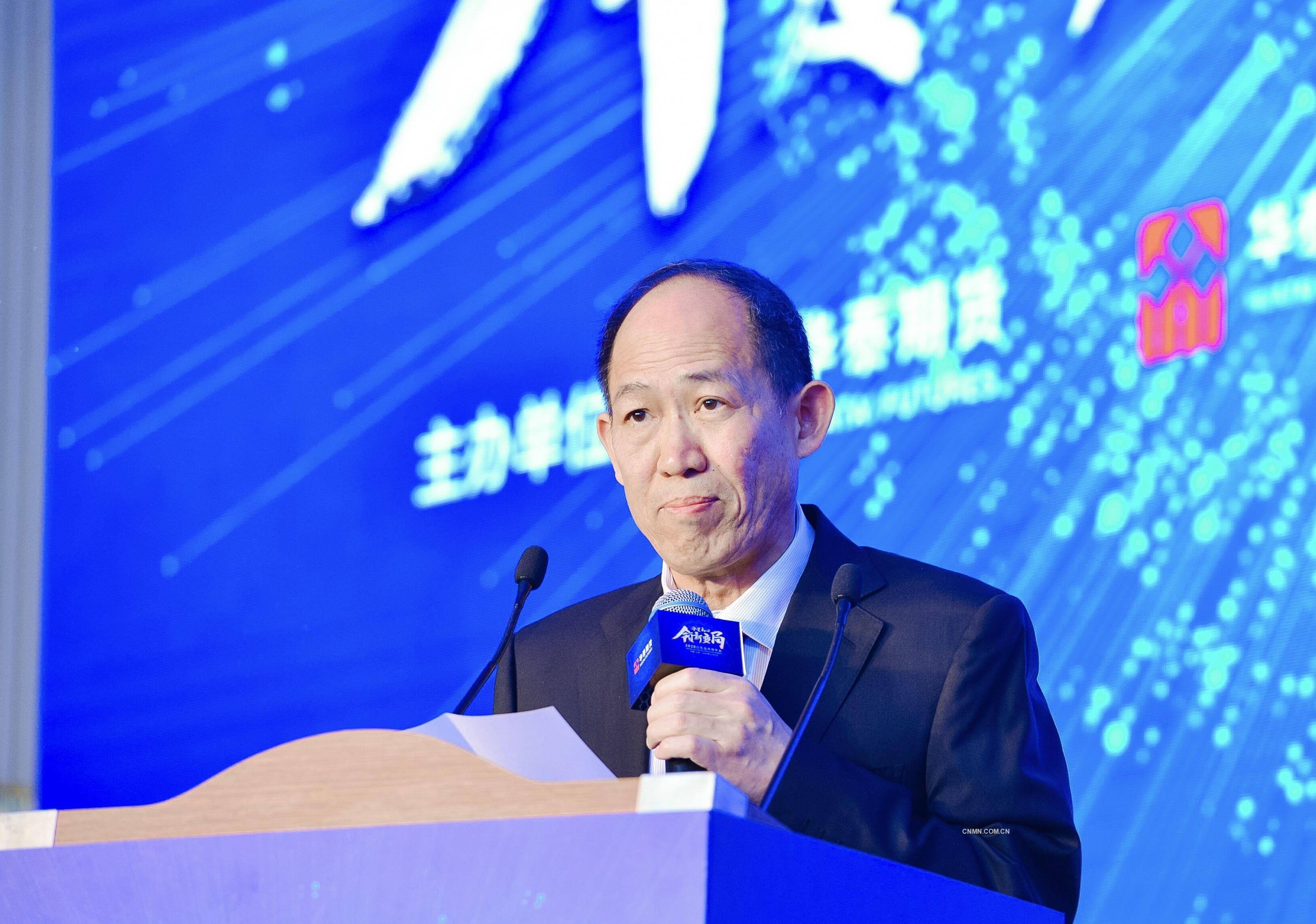中國(guó)期貨業(yè)協(xié)會(huì)專(zhuān)職副會(huì)長(zhǎng) 張曉軒