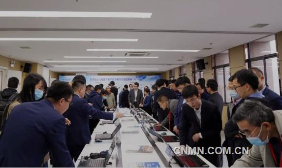 迪邁科技現(xiàn)場考察