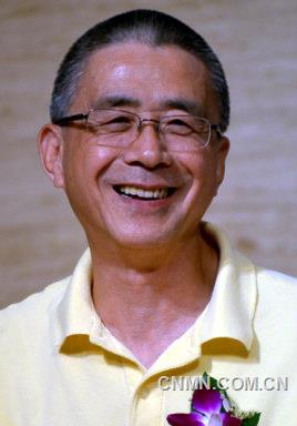 張頌?zāi)? /></p>
<p> 張頌?zāi)?nbsp; (1942.6—)浙江富陽人。擅長油畫。1964年結(jié)業(yè)于中央美術(shù)學(xué)院油畫系本科。“文革”期間就職于北京市朝陽區(qū)文化館。1978年考入中央美術(shù)學(xué)院油畫系研究生，畢業(yè)后留校任教，壁畫系副教授，曾擔(dān)任中央美術(shù)學(xué)院院長助理，因視繪畫為生命，主動放棄仕途，專心作畫。1984年到法國巴黎國立高等美術(shù)學(xué)院進(jìn)修?，F(xiàn)旅居加拿大。</p>
<p> </p> </div>
                    <p class=