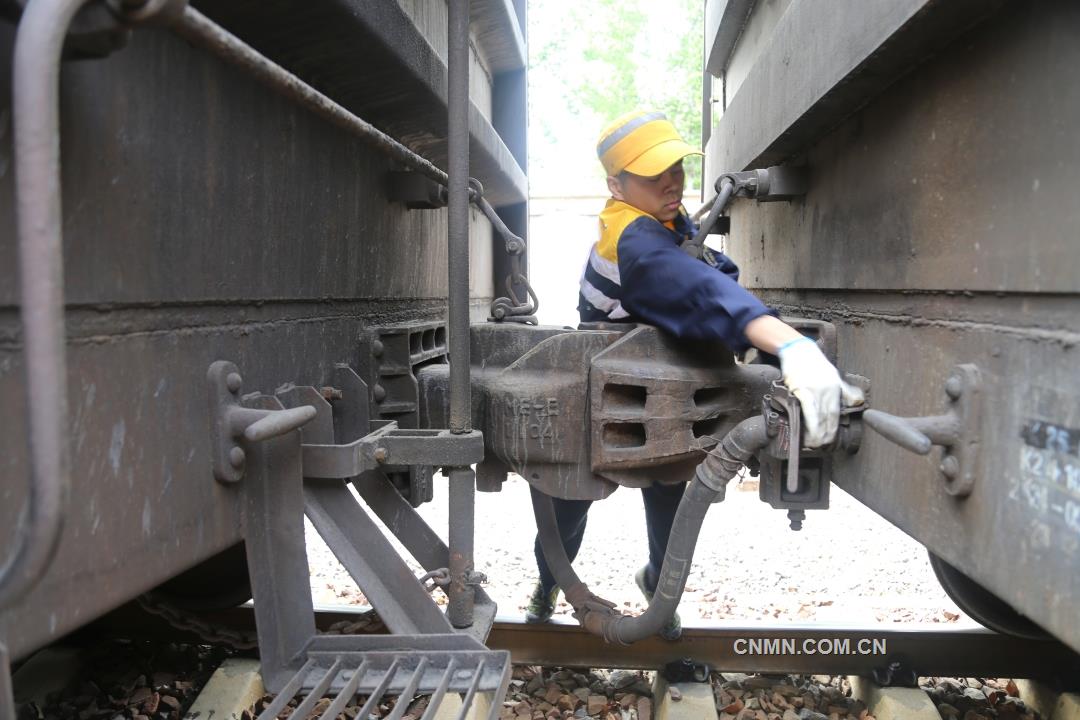鄭州局2025年調(diào)車技能競賽實作項目在中部陸港舉辦