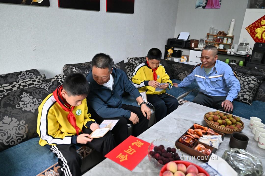 暖心護(hù)苗筑夢未來